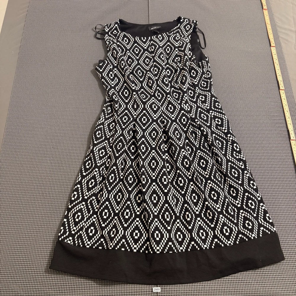 Alyx Dress Womens 14 Black White Geometric Diamond Print Sleeveless Pleated Hem